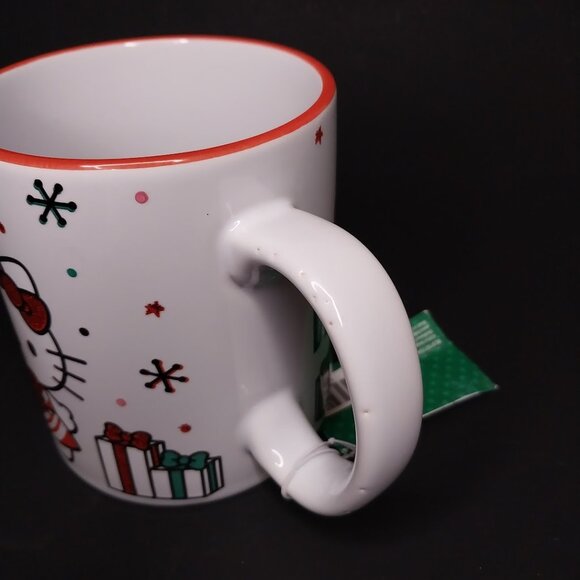 Hello Kitty "Happy Holiday" Mug - Picture 5 of 8